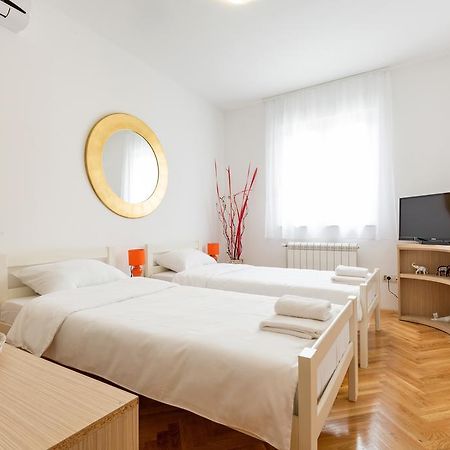 Dolce Vita Luxury Suites Belgrade Exterior photo