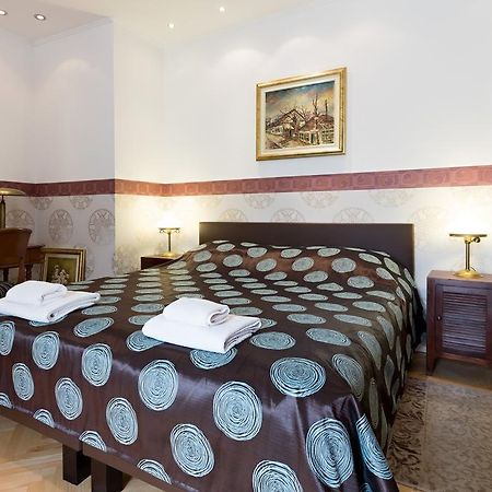 Dolce Vita Luxury Suites Belgrade Exterior photo